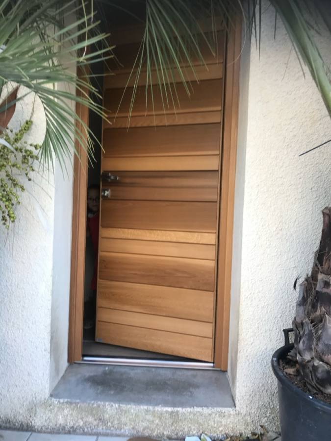 Porte d'entrée bois